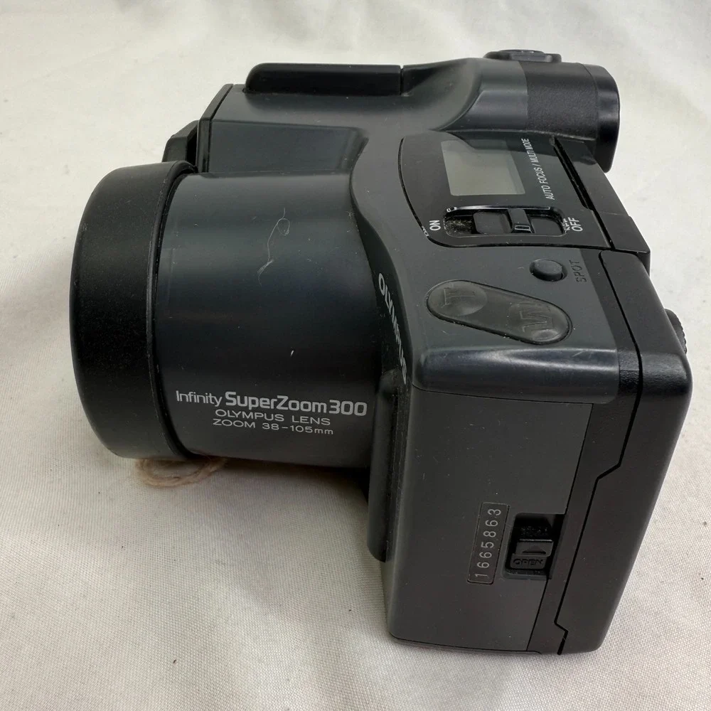 Olympus Infinity Super Zoom 300 bridge film camera, 38-105mm zoom lens
